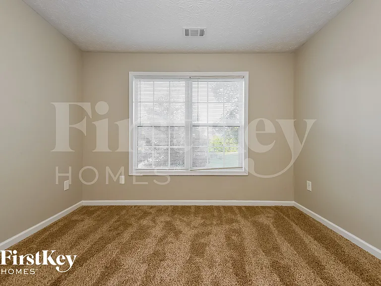 54 Windcrest Dr — Photo 13