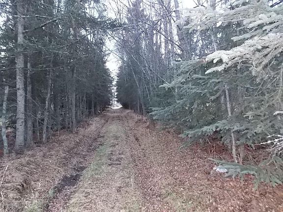 3rd image of 14927 Kenai Spur Hwy