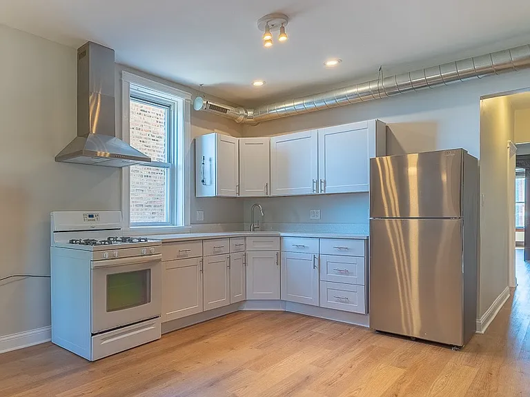 2644 W 22nd Pl #2 — Photo 3