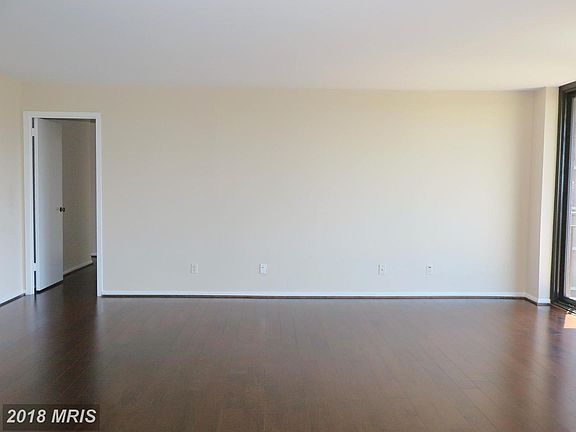 5th image of 4620 N Park Ave APT 703W