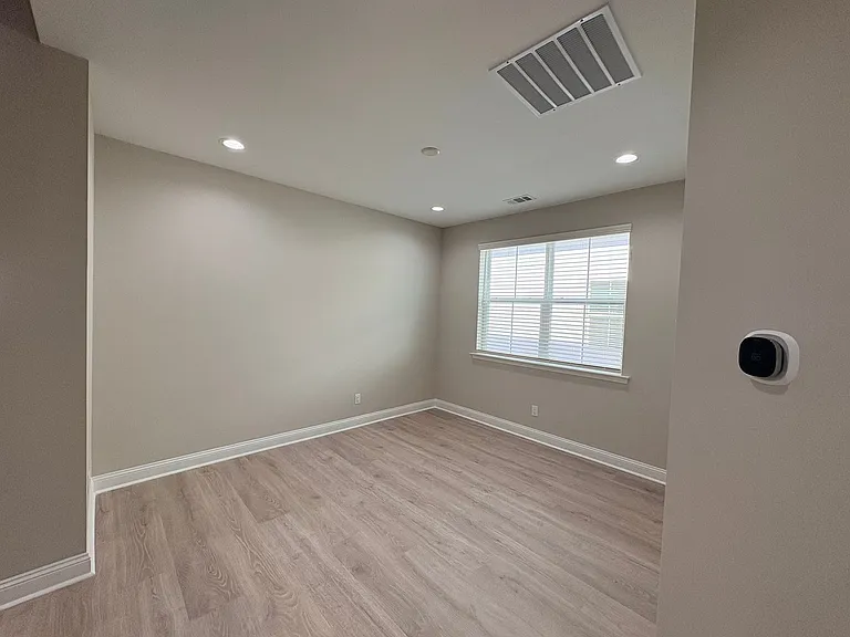 61 Tropics Ave #1 — Photo 10
