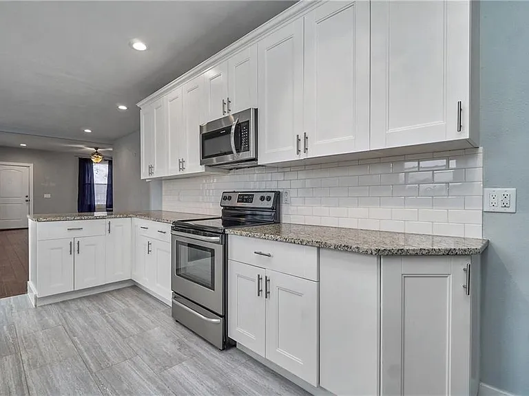 148 Owens St — Photo 12