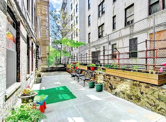 Sold by Corcoran | media 7