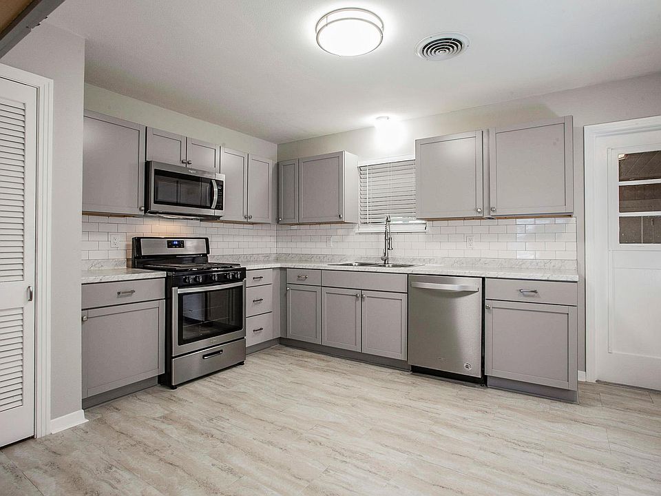 1st image of 908 W 2nd St