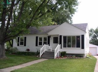 1499 Kingsley St, Mount Clemens, MI 48043