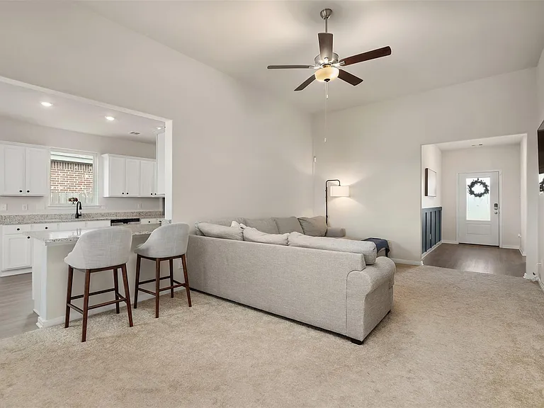 14213 Freeboard Dr — Photo 5