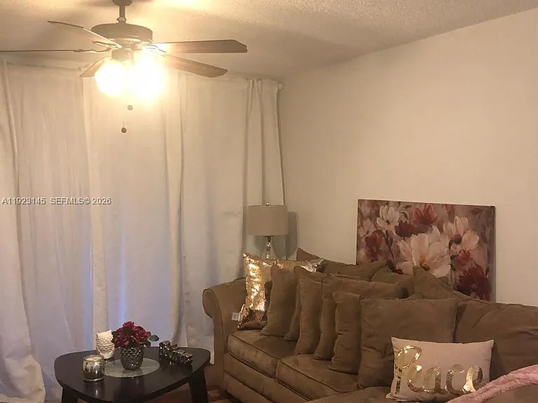 1207 Bahama Bnd #E2 — Photo 15