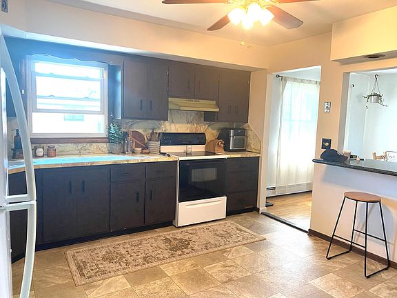 3rd image of 214 Peabody Ave Floor 2