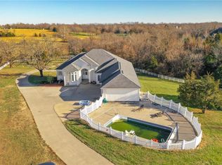 7000 E Moreland School Rd, Blue Springs, MO 64014