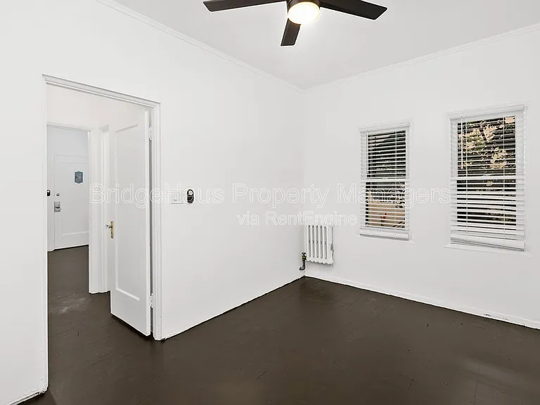 2664 6th Ave — Photo 6