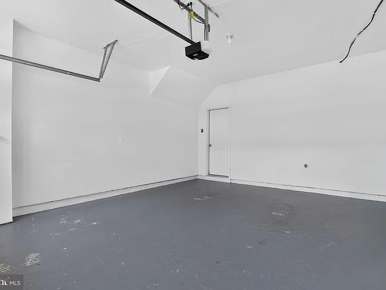 7906 Marietta Dr — Photo 33