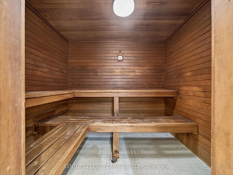 600 Talbot St #412 — Photo 12