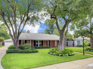 10022 Overbrook Ln, Houston, TX 77042