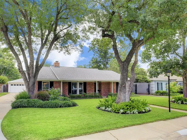 10022 Overbrook Ln, Houston, TX 77042