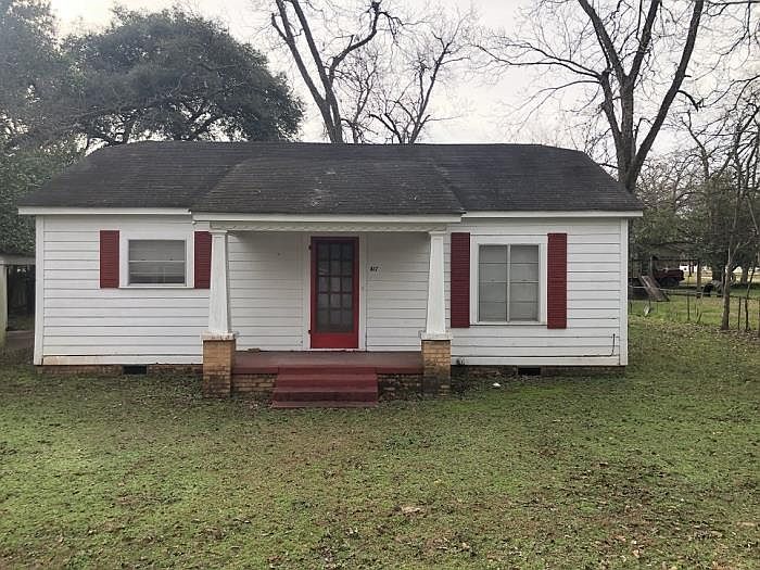 1st image of 817 Evelyn St