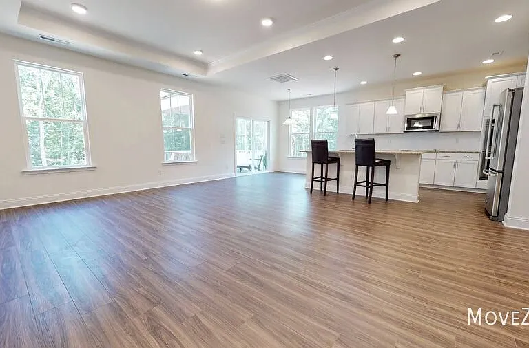 495 Village Bend Dr — Photo 16