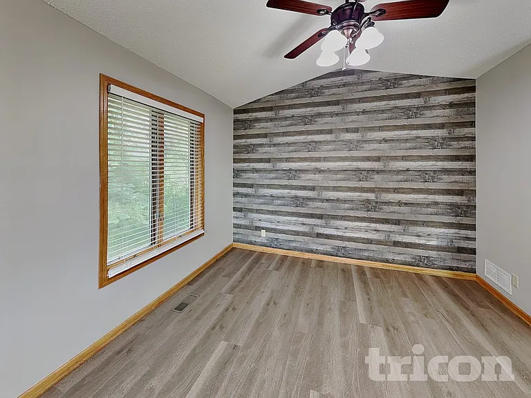 3684 141st Ln NW — Photo 3