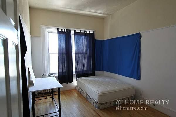 2nd image of 7 Linden St #7LU1