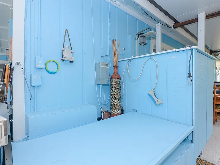 4051 NE Breakwater Dr — Photo 22