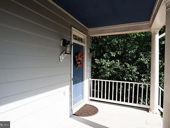 4th image of 2317 Highland Ave