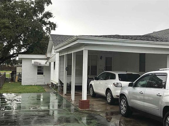 3rd image of 156 Pierce St