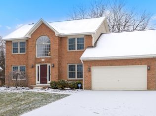 2822 Big Sur Dr, Lewis Center, OH 43035