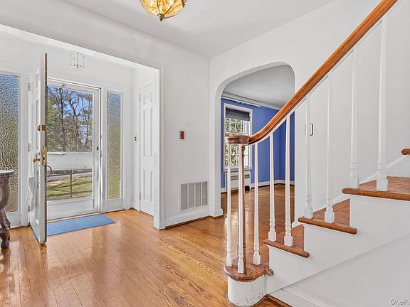 2nd image of 4 Tompkins Road