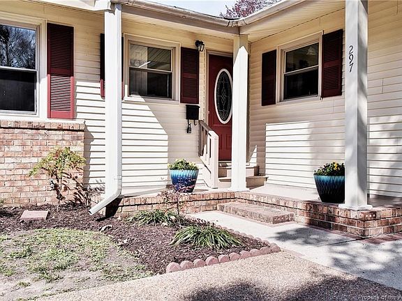 5th image of 297 Malden Ln