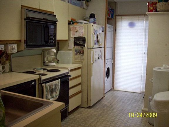4th image of 173 Beach Cove Dr