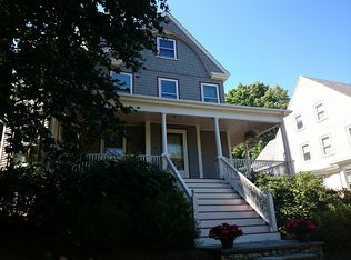 8 Meredith St, West Roxbury, MA 02132
