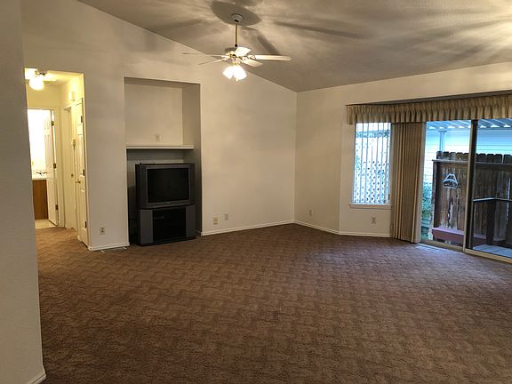 Living Room w/Bay Window