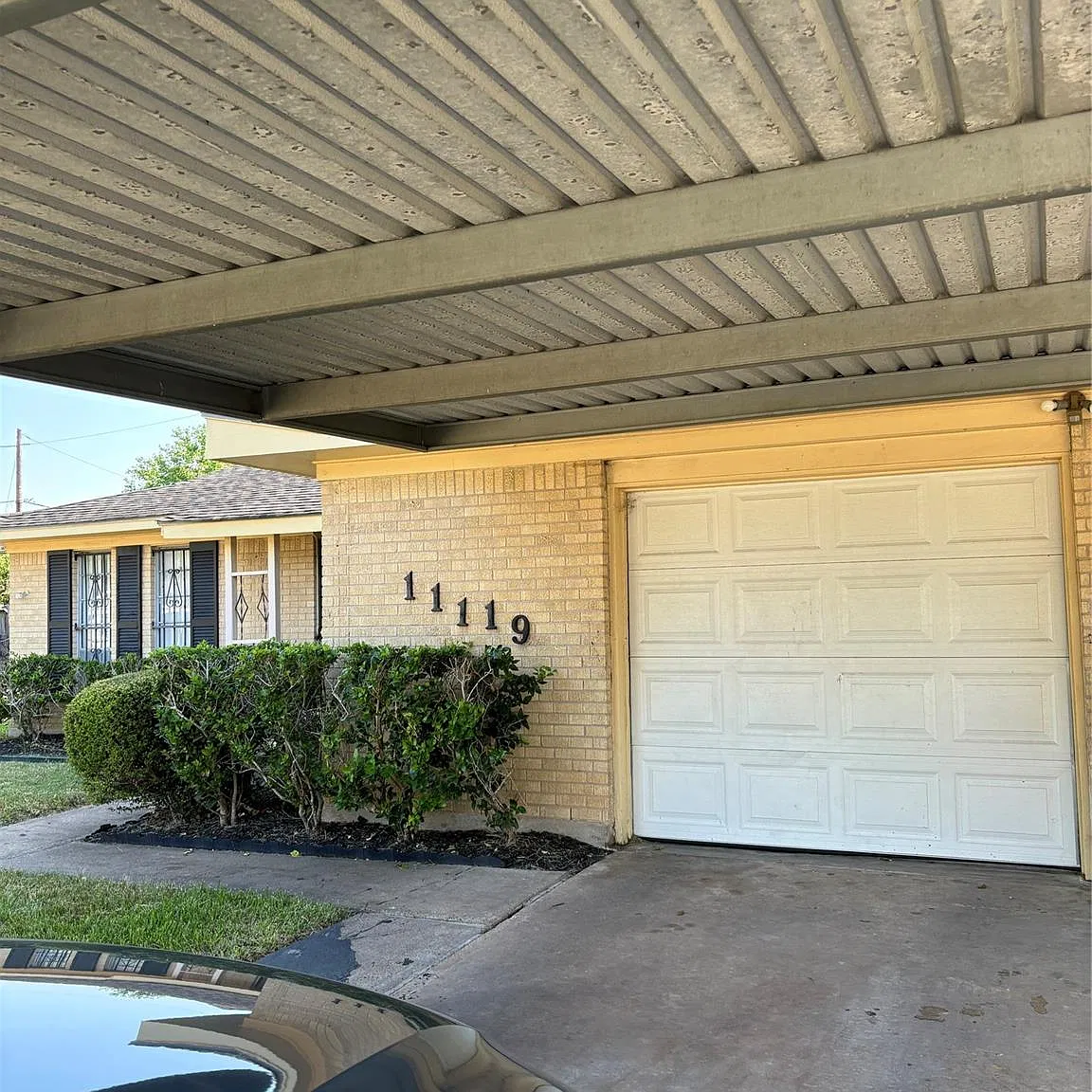 3 bed, 2.0 bath, 1151 sqft, $1,575 — Photo 2