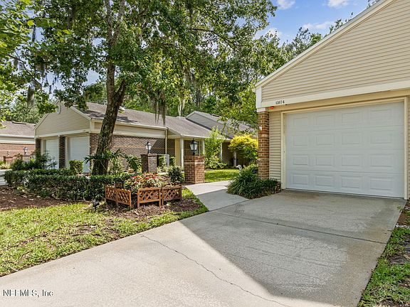 4th image of 13674 WM DAVIS Parkway