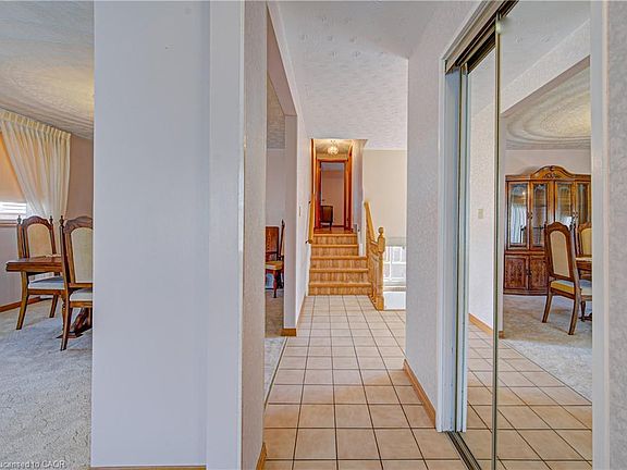 4th image of 43 Quaiser St
