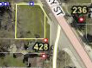 203 W High St, Fostoria, OH 44830