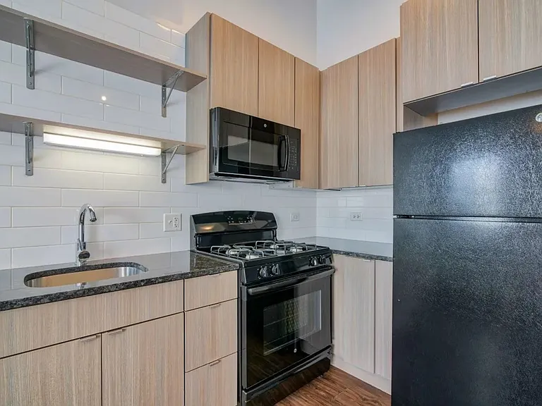 5051 N Kenmore Ave — Photo 72