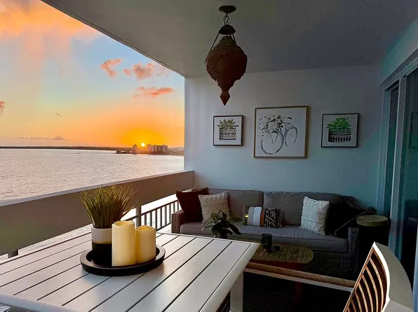 3205 Isla Verde, Carolina, PR 00979