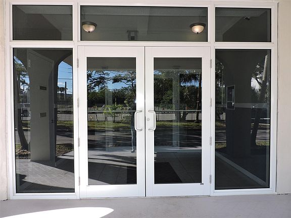 3rd image of 501 E Dania Beach Boulevard #5-3B