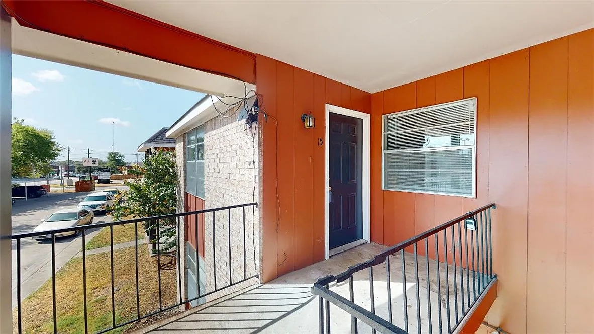 2 bed, 862 sqft, $800 — Photo 2