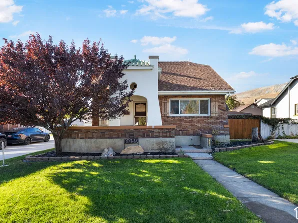 8859 W Park St, Copperton, UT 84006