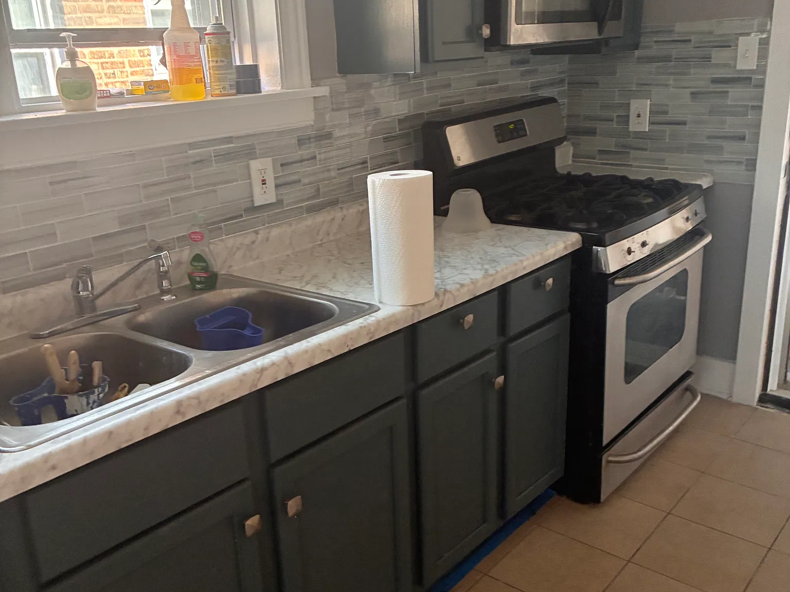 2 bed, $1,650 — Photo 2