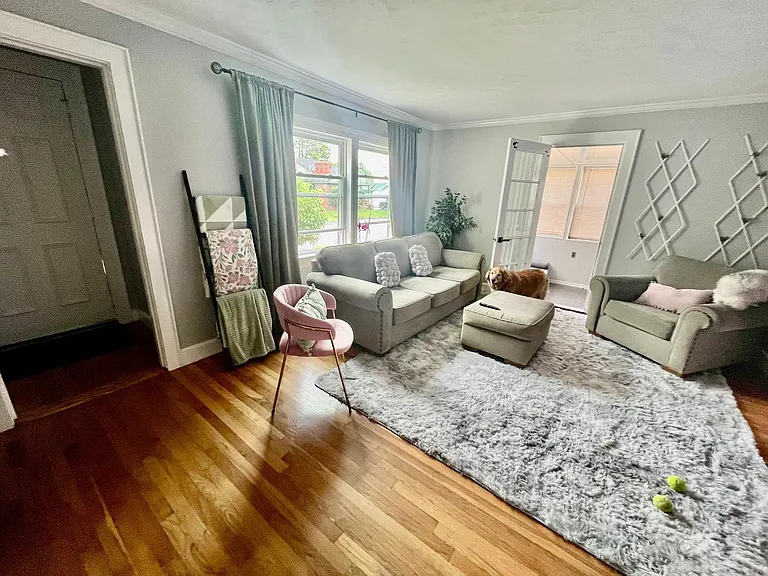 15 Dayton St — Photo 2