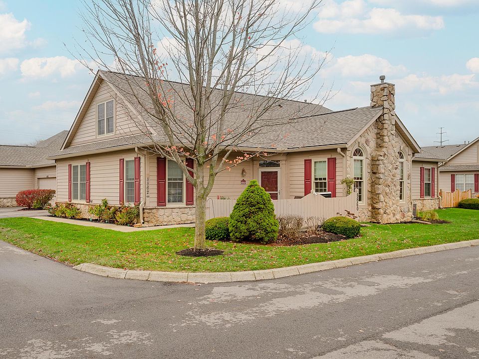1st image of 8860 Linksway Dr