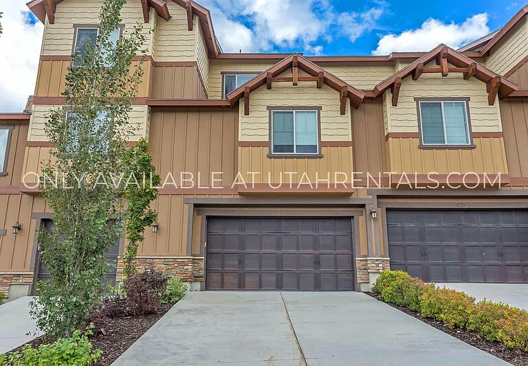 13412 N Alexis Dr — Photo 2