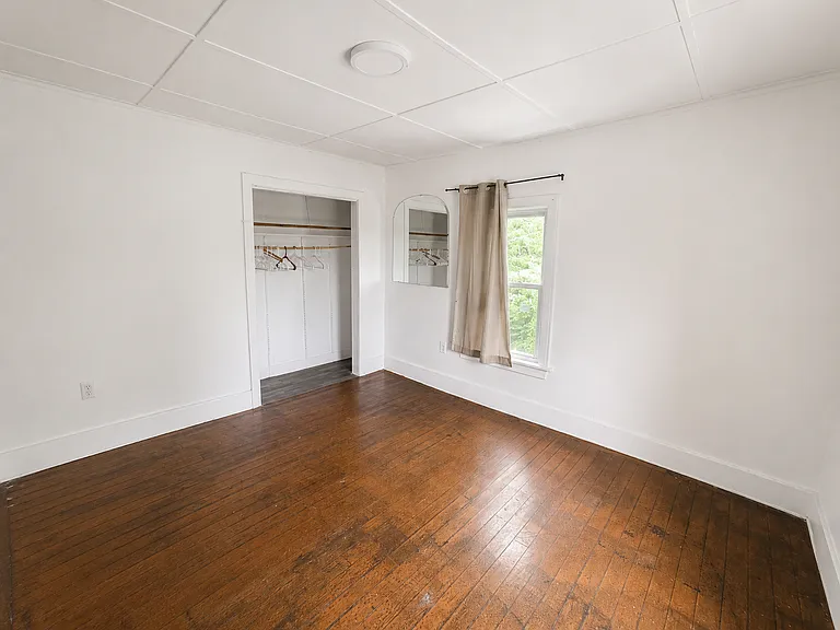 294 Plymouth St — Photo 9