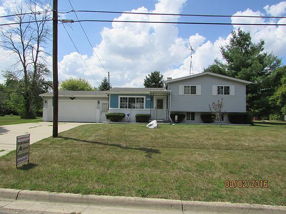 2nd image of 1198 Carlson Dr