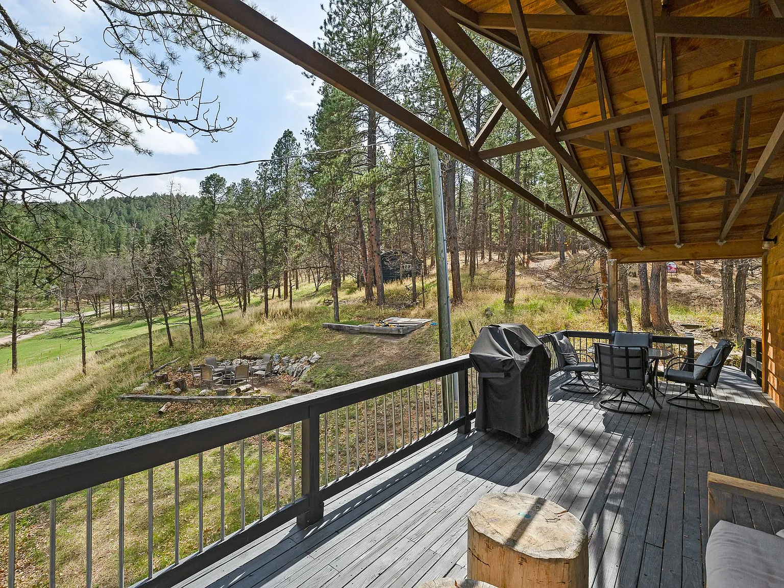 901 Echo Vly Rd — Photo 4