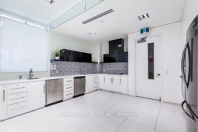 110 Marine Parade Dr #1008 — Photo 44