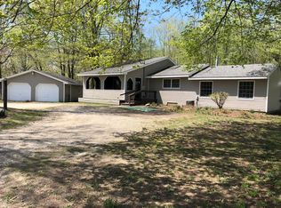 6220 S Clark Rd, Nashville, MI 49073