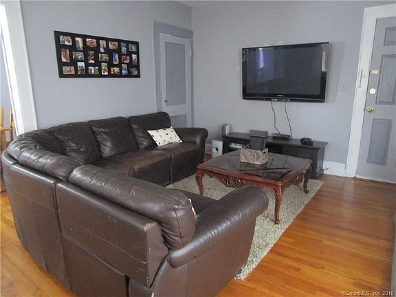 3rd image of 55-59 Tremont Ave